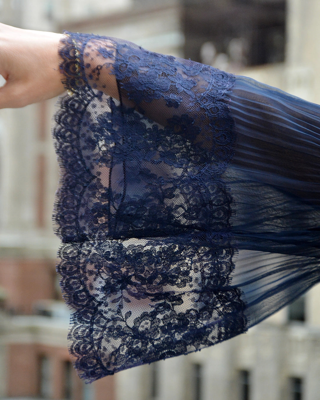 Vintage 1970s Plissé Dress with Lace Trim