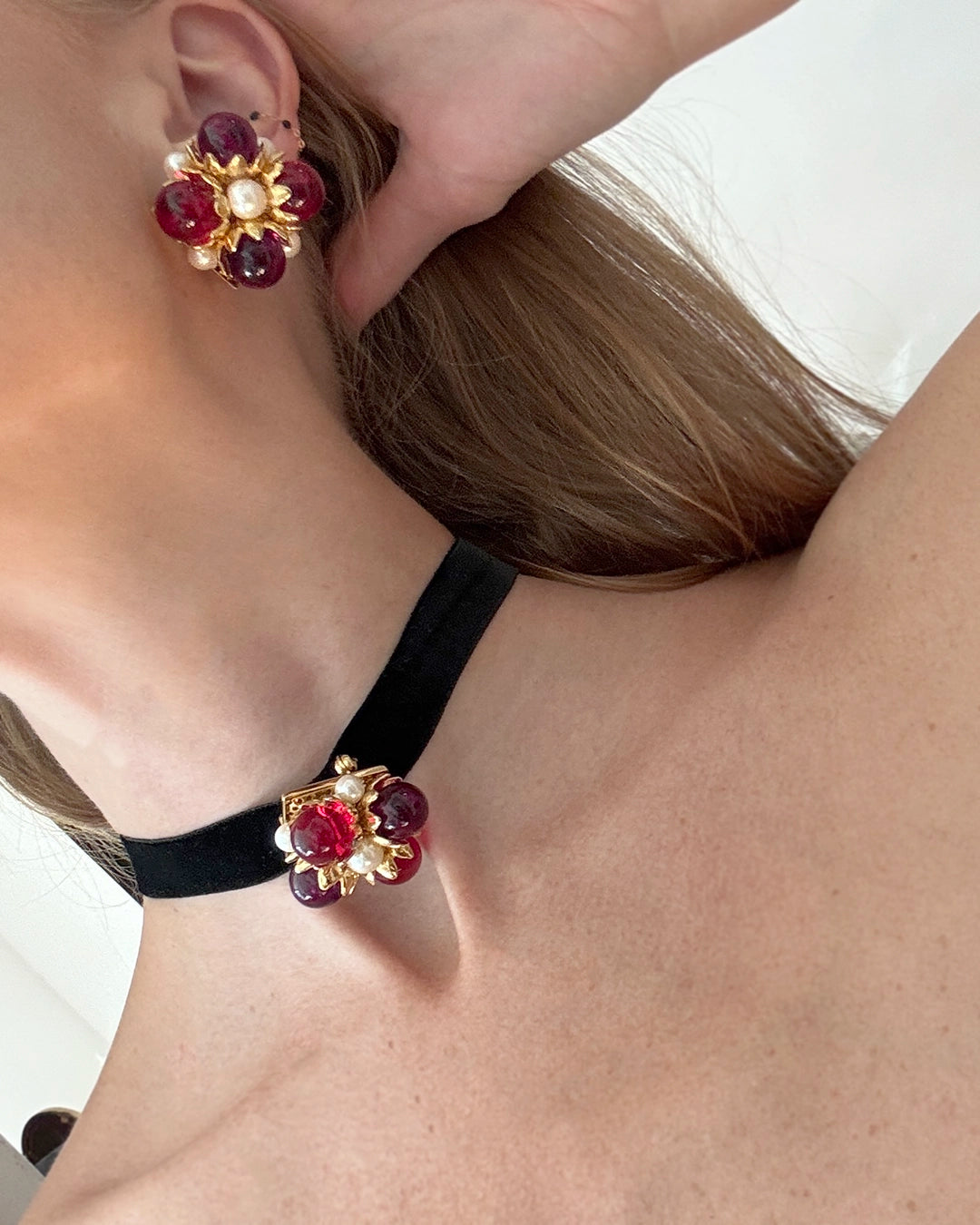 Vintage Cabochon Glass Ruby Stud Earrings + Choker Set