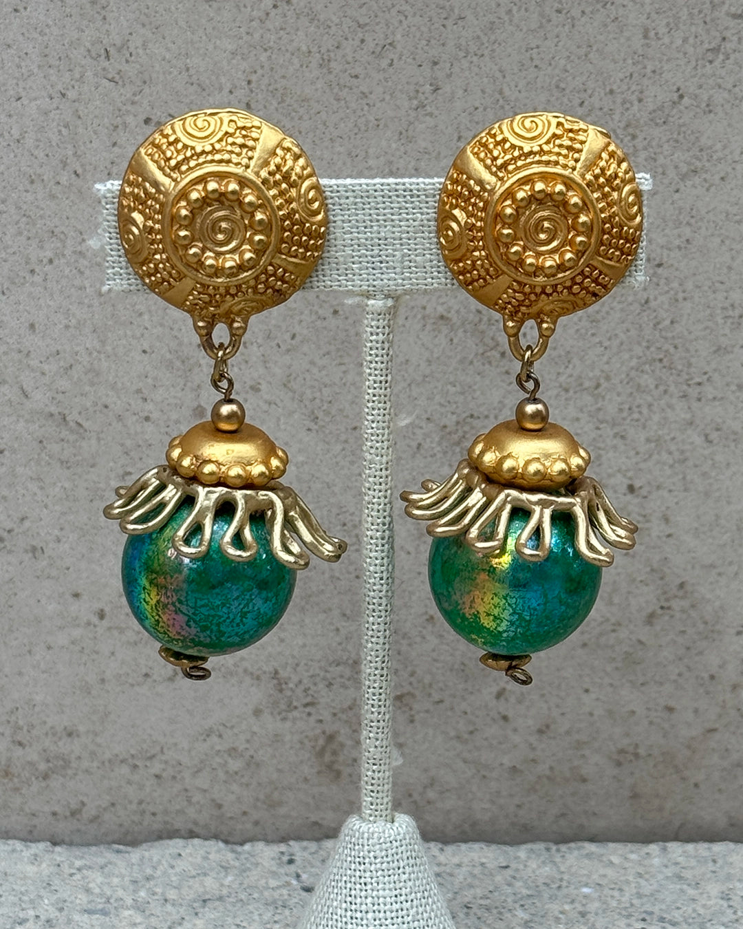 Vintage Etruscan Gold and Marbled Drop Earrings