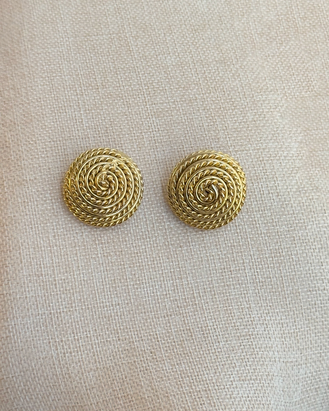 Vintage 1980s Gold Rope Swirl Button Earrings