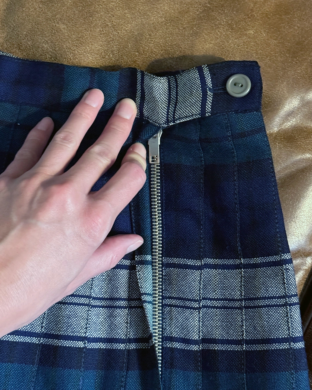 Vintage Tartan Wool Pleated Midiskirt