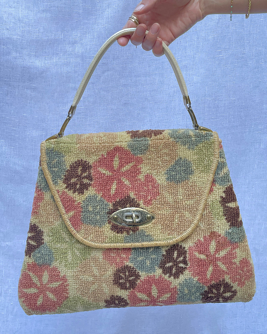 VINTAGE 1960s CARPET BAG BY JERRY TERRENCE