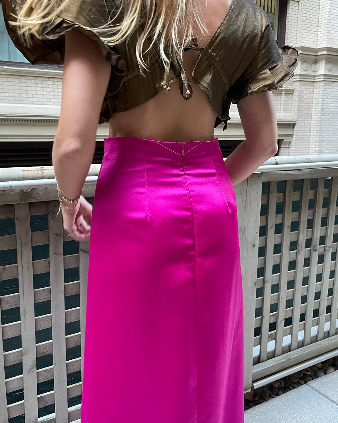 90s outlet satin skirt