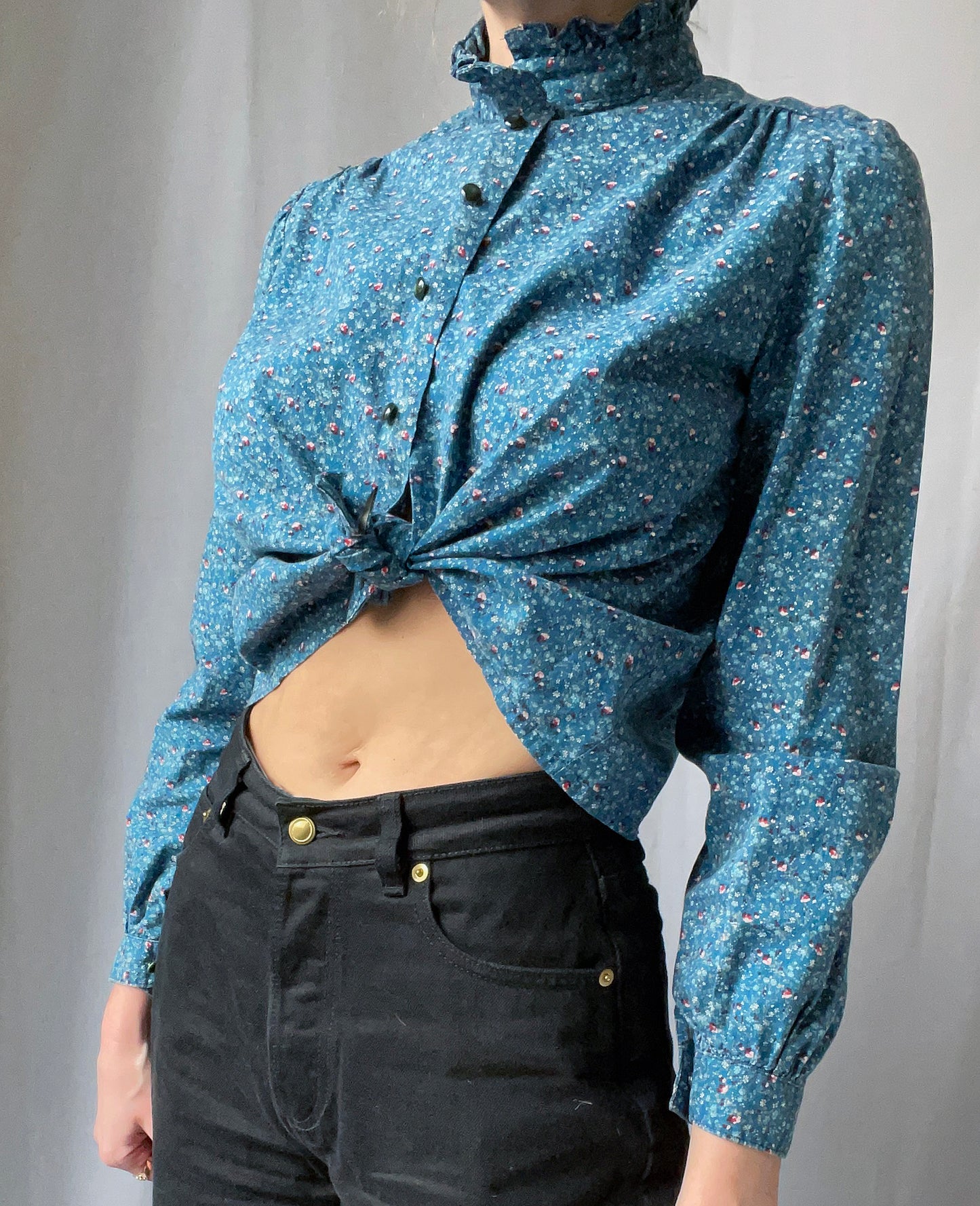 Vintage Ruffle Collar Calico Blouse