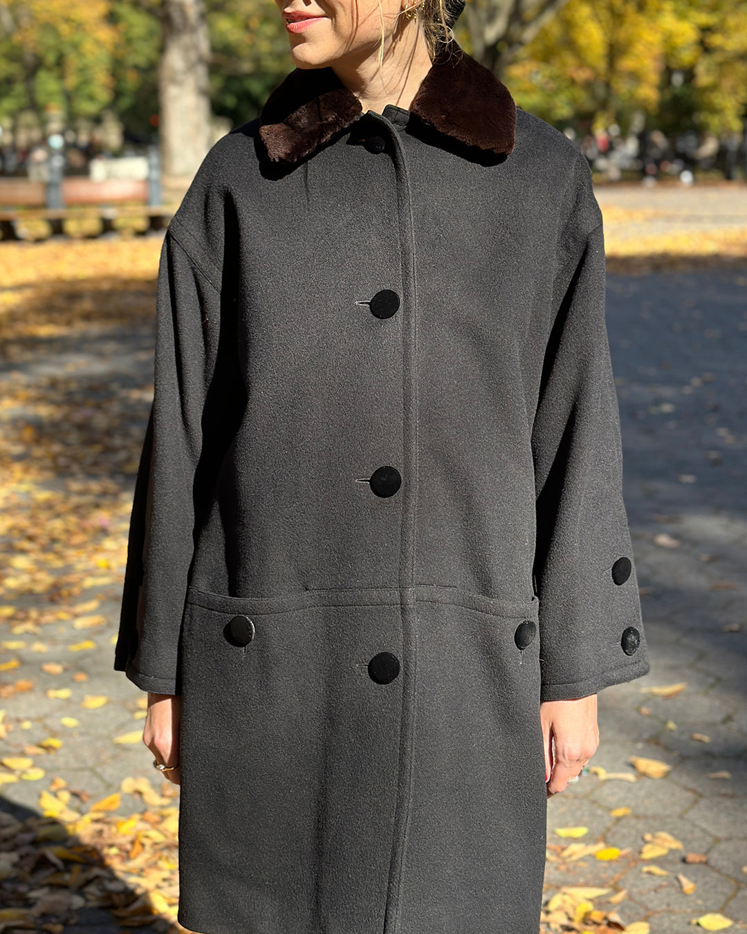 VINTAGE GIVENCHY DEMICOUTURE CASHMERE COAT WITH FUR COLLAR | S-L