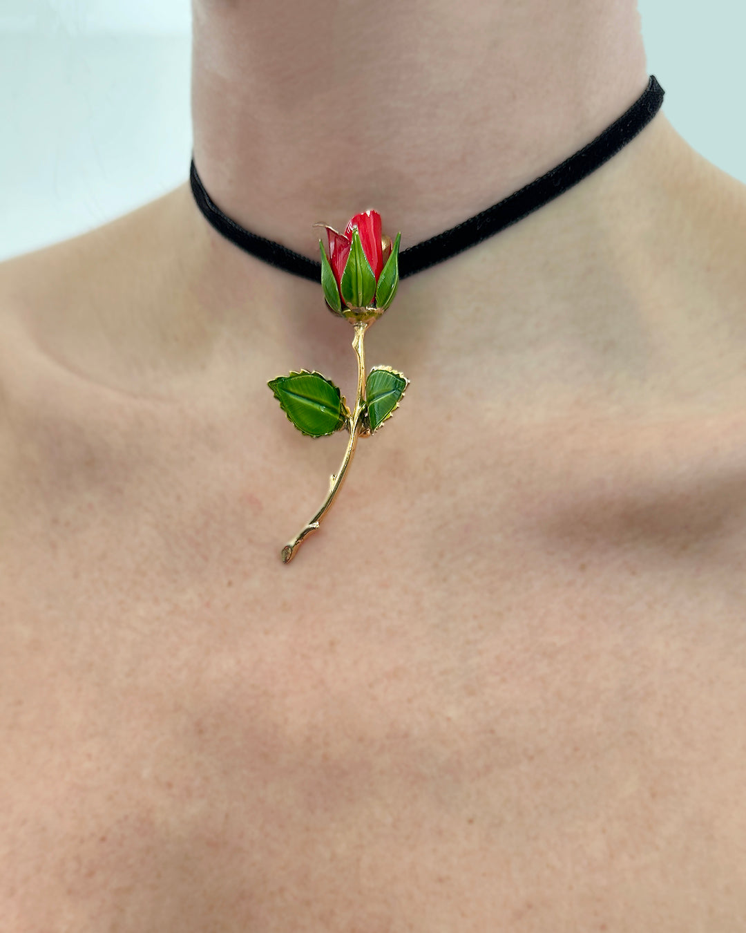 Vintage 1960s Rose Pendant Choker/Brooch