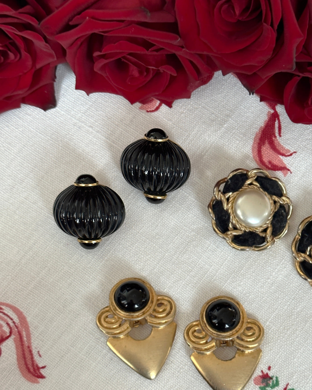 Vintage Black Enamel Shell Earrings